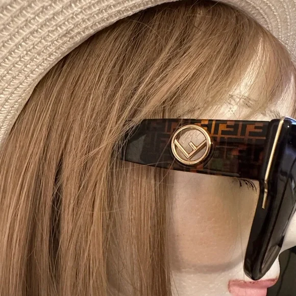 FENDI Havana HOT 🔥 Signature Logo Sunglasses Brown&Gold Open-F 100% Authentic - Picture 11 of 11